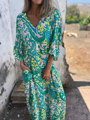 Casual Relaxed Fit V-Neck Print Dress